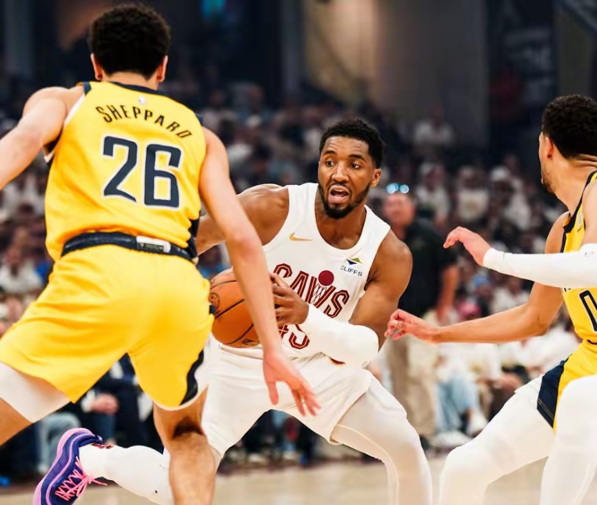 jiuyou-关于NBA季后赛赛程吃紧，克里夫兰骑士清晨遗憾出局，话题不断，赛程密集仍需轮换的信息