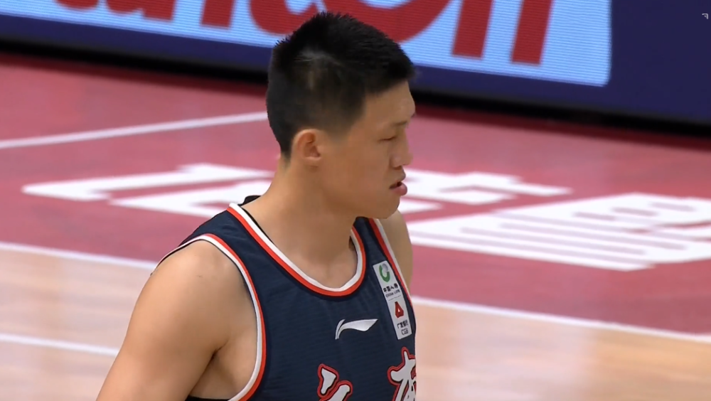 九游体育下载-浙江稠州发布备战花絮，赛前手感冰凉，欧超杯任务艰巨，更衣室氛围转暖的简单介绍