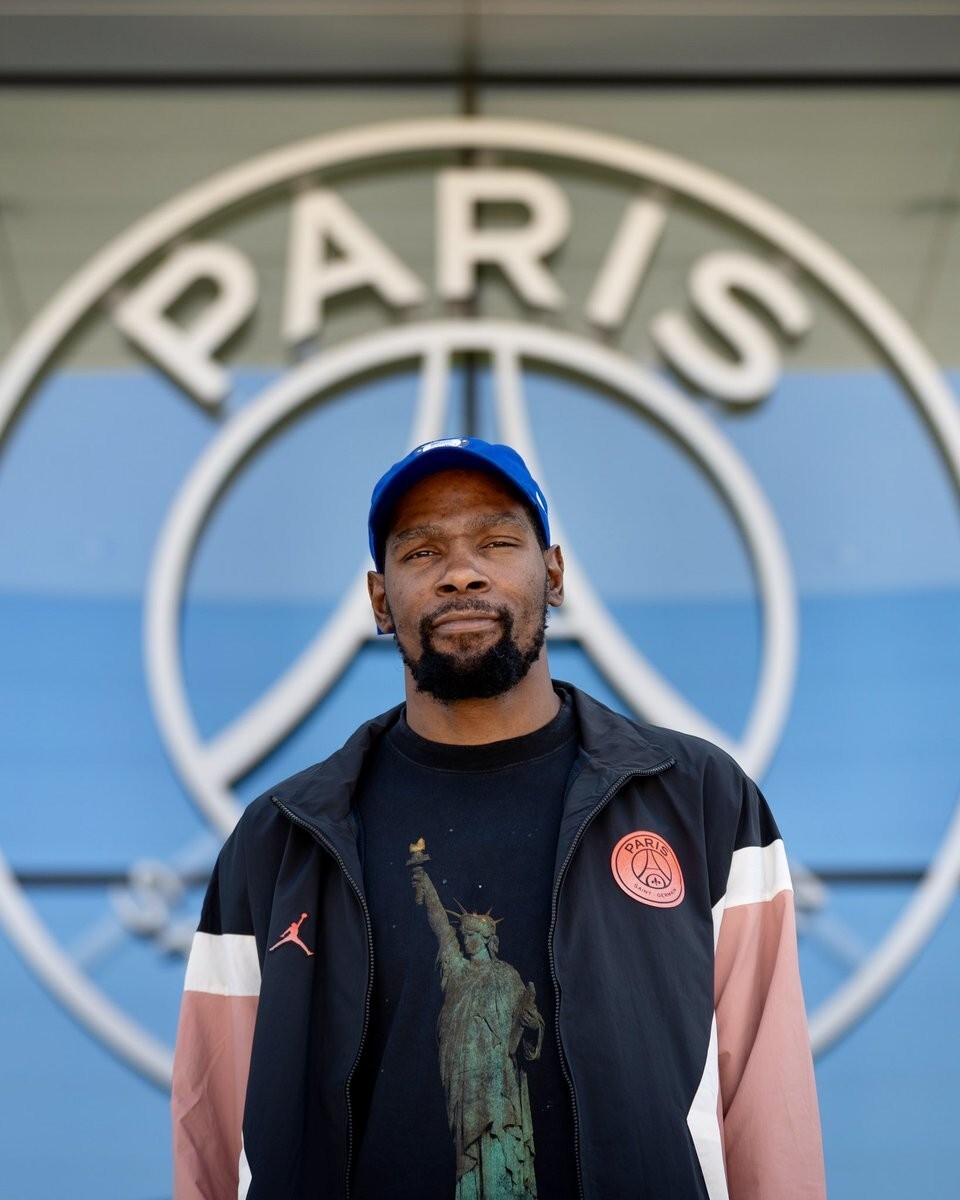 冲刺阶段巴黎圣日耳曼战术微调——CBA季后赛节点到来,气氛紧张,团队化学反应显著的简单介绍 冲刺阶段巴黎圣日耳曼战术微调——CBA季后赛节点到来,气氛紧张,团队化学反应显著的简单介绍